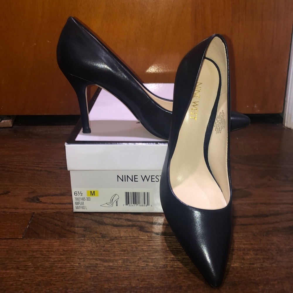 Nine West Navy Pumps